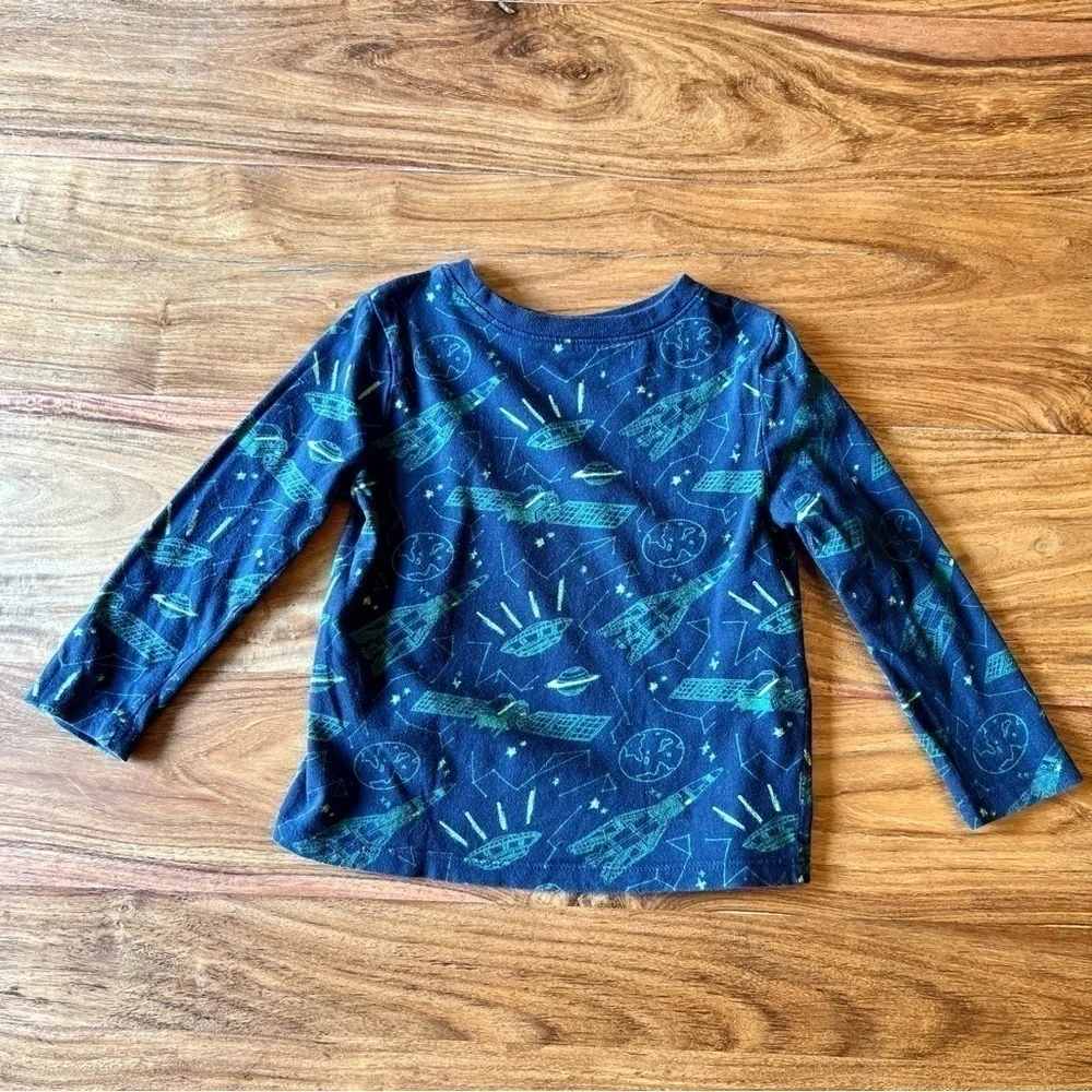 Old Navy Outer Space & Dinosaur Aliens Long Sleeve T-Shirt x2 Bundle